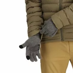 Simms Fishing Products Simms Wool Full Finger Glove -LINES & LEADERS Store 13540 030 wool full finger glove model f22 3 1686x2100 81bd8e83 21a9 4d47 b58d df331c6659a1