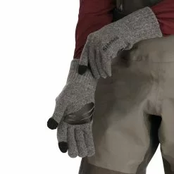 Simms Fishing Products Simms Wool Full Finger Glove -LINES & LEADERS Store 13540 030 wool full finger glove model f22 back 1686x2100 b42b9c40 7322 4ba3 9c0d 39197287c400