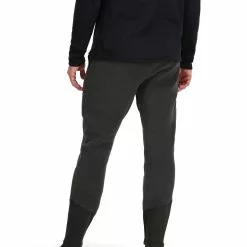 Simms Fishing Products Simms M's Fjord Pant -LINES & LEADERS Store 13579 003 fjord pant model f22 back 1680x2100 d4295bd5 0552 4fff 9d70 9eee812c21e9