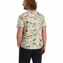 Simms Fishing Products Simms Challenger SS Shirt -LINES & LEADERS Store 13760 3002 simms challenger ss shirt Model s23 back